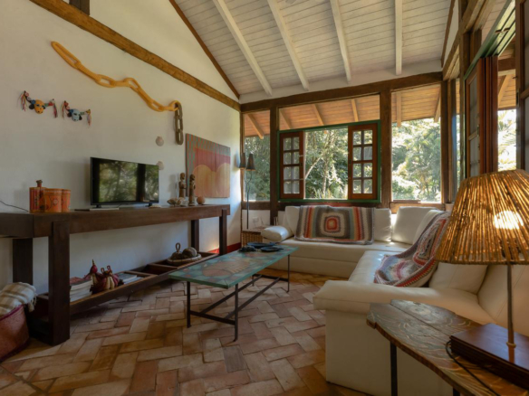 Casa para Venda Praia do Bonete, com 03 dormitórios, 200 m² de construção