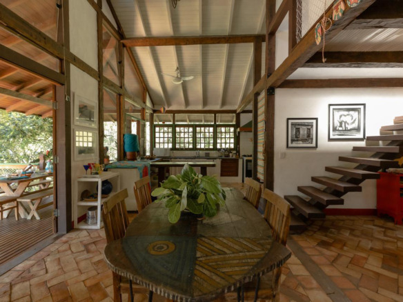 Casa para Venda Praia do Bonete, com 03 dormitórios, 200 m² de construção