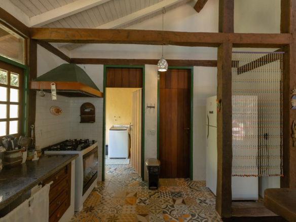 Casa para Venda Praia do Bonete, com 03 dormitórios, 200 m² de construção