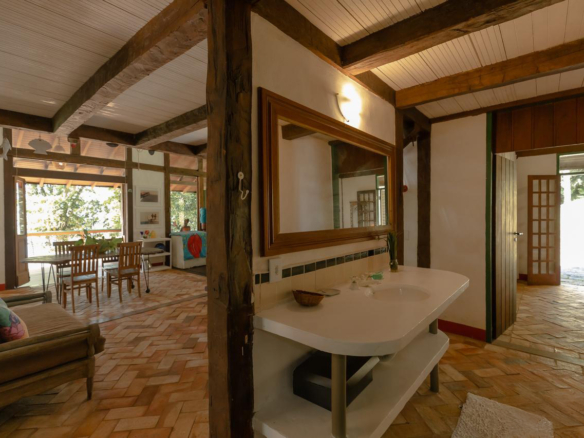 Casa para Venda Praia do Bonete, com 03 dormitórios, 200 m² de construção