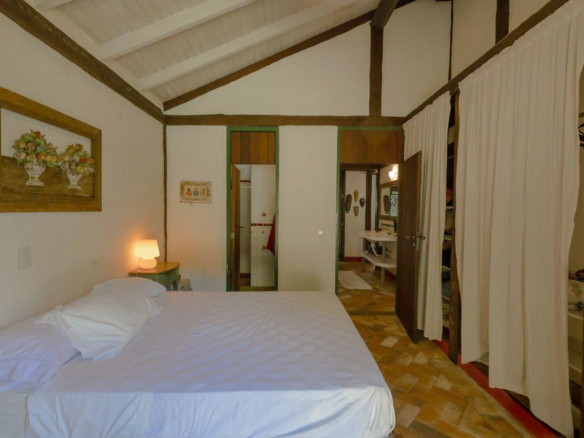 Casa para Venda Praia do Bonete, com 03 dormitórios, 200 m² de construção