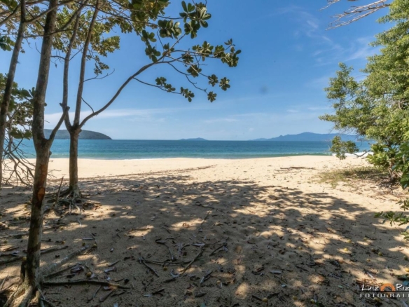 Casa para Venda Praia do Bonete, com 03 dormitórios, 200 m² de construção
