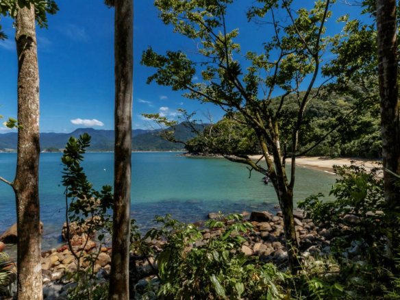 Casa para Venda Praia do Bonete, com 03 dormitórios, 200 m² de construção