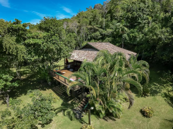 Casa para Venda Praia do Bonete, com 03 dormitórios, 200 m² de construção