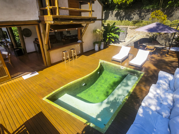 Casa para Venda com 5 suítes, em Praia Vermelha do Sul, com 600m²