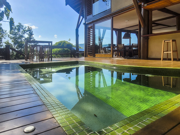 Casa para Venda com 5 suítes, em Praia Vermelha do Sul, com 600m²