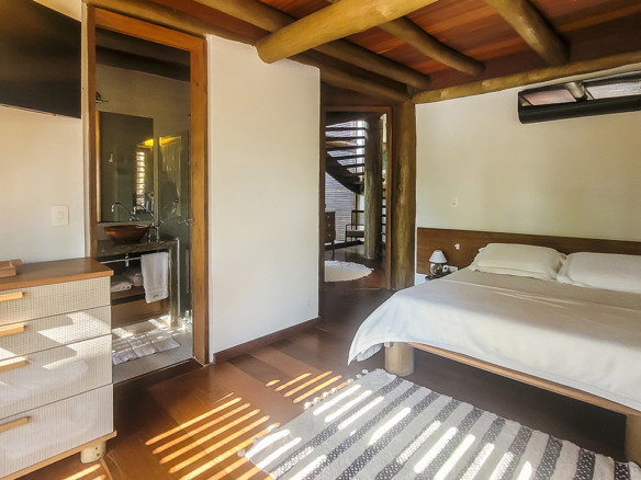 Casa para Venda com 5 suítes, em Praia Vermelha do Sul, com 600m²