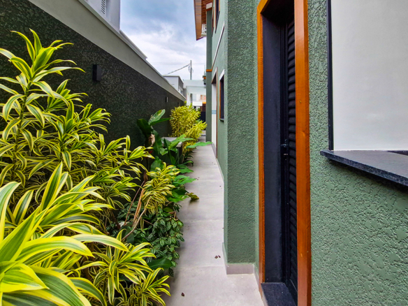 Casa à venda no Condomínio Costa Nova, Praia de Massaguaçu – 04 suítes, 360 mts quadrados