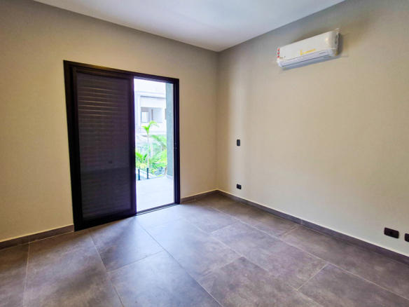 Casa à venda no Condomínio Costa Nova, Praia de Massaguaçu – 04 suítes, 360 mts quadrados