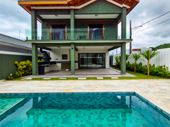 Casa à venda no Condomínio Costa Nova, Praia de Massaguaçu – 04 suítes, 360 mts quadrados