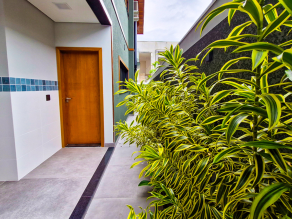 Casa à venda no Condomínio Costa Nova, Praia de Massaguaçu – 04 suítes, 360 mts quadrados