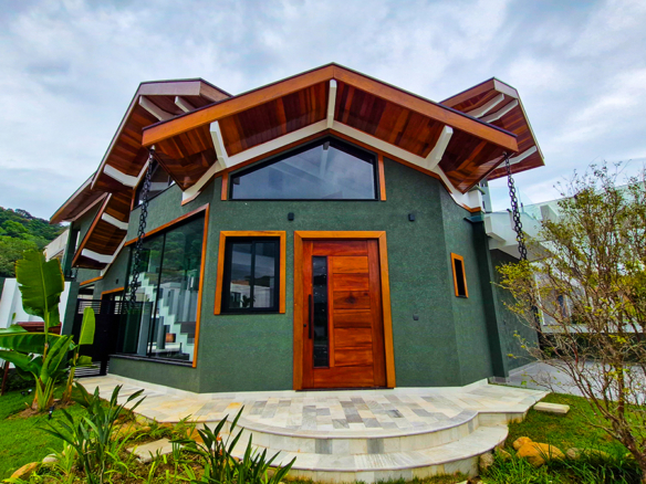 Casa à venda no Condomínio Costa Nova, Praia de Massaguaçu – 04 suítes, 360 mts quadrados