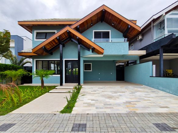 Casa à venda no Condomínio Costa Nova, Praia de Massaguaçú, 05 quartos, 400 mts quadrados
