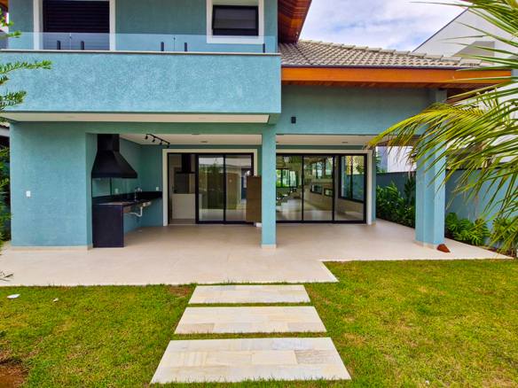 Casa à venda no Condomínio Costa Nova, Praia de Massaguaçú, 05 quartos, 400 mts quadrados