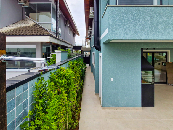 Casa à venda no Condomínio Costa Nova, Praia de Massaguaçú, 05 quartos, 400 mts quadrados