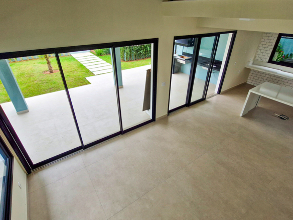 Casa à venda no Condomínio Costa Nova, Praia de Massaguaçú, 05 quartos, 400 mts quadrados