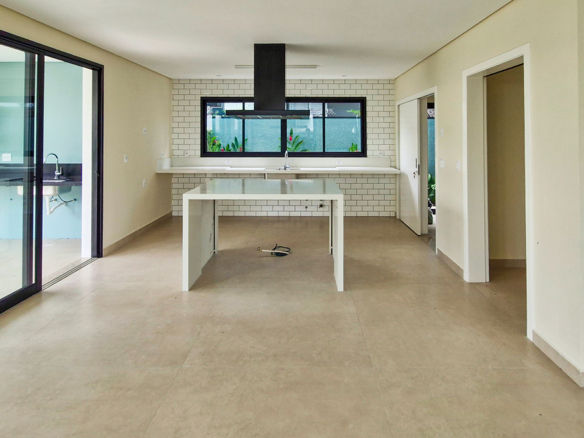 Casa à venda no Condomínio Costa Nova, Praia de Massaguaçú, 05 quartos, 400 mts quadrados