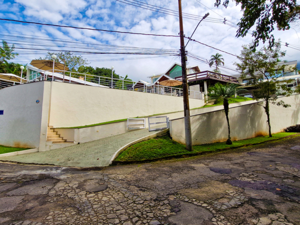 Casa a venda, no Condomínio Park Imperial – Praia de Masaguaçú, com 4 suítes e 928 mts quadrados