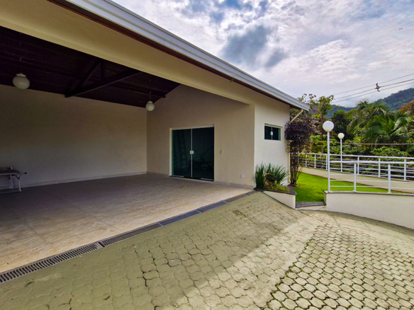 Casa a venda, no Condomínio Park Imperial – Praia de Masaguaçú, com 4 suítes e 928 mts quadrados