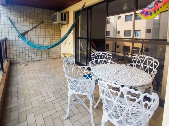 Apartamento localizado na Praia da Tabatinga com 2 quartos e 110 m²