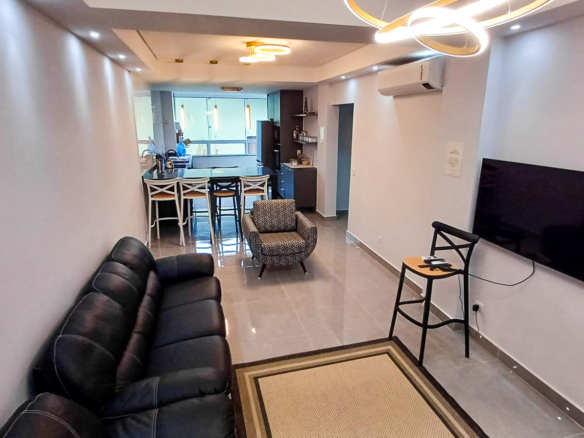 Apartamento Tipo em Condominio na praia da Lagoinha com 100m²