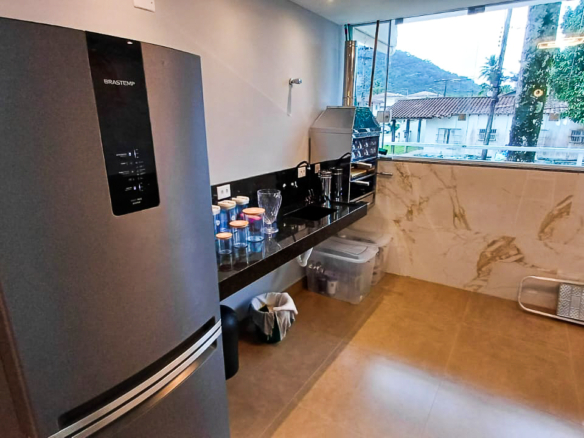 Apartamento Térreo em Condomínio na praia da Lagoinha com 110m²