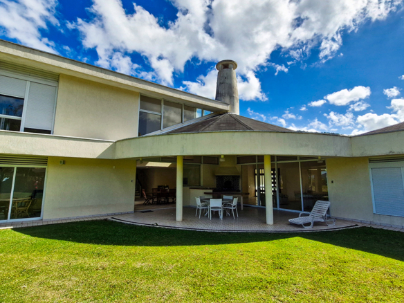 Casa frente mar no Condominio Costa Verde Tabatinga de 8 dormitórios com 605 m²