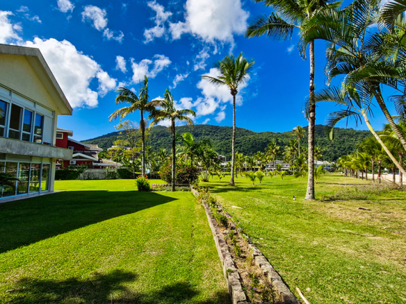 Casa frente mar no Condominio Costa Verde Tabatinga de 8 dormitórios com 605 m²
