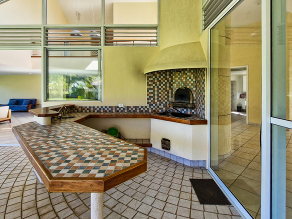 Casa frente mar no Condominio Costa Verde Tabatinga de 8 dormitórios com 605 m²