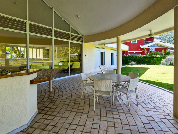 Casa frente mar no Condominio Costa Verde Tabatinga de 8 dormitórios com 605 m²