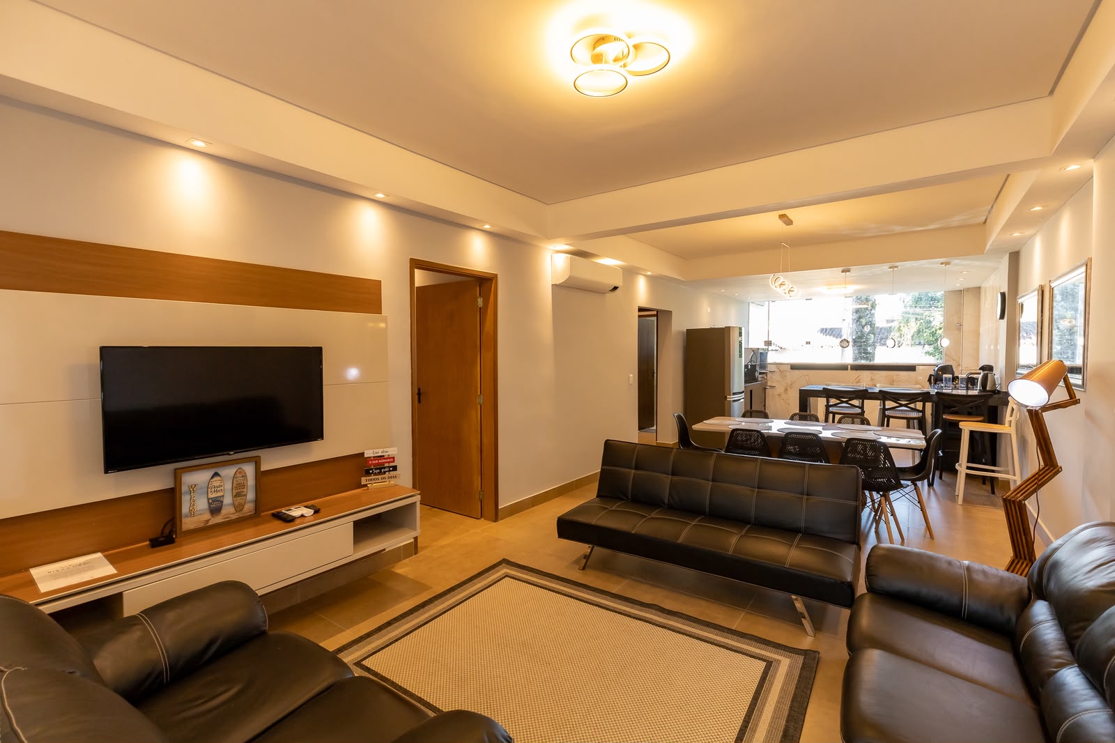 Apartamento Térreo em Condomínio na praia da Lagoinha com 110m²