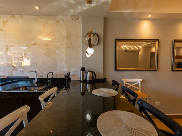 Apartamento Térreo em Condomínio na praia da Lagoinha com 110m²