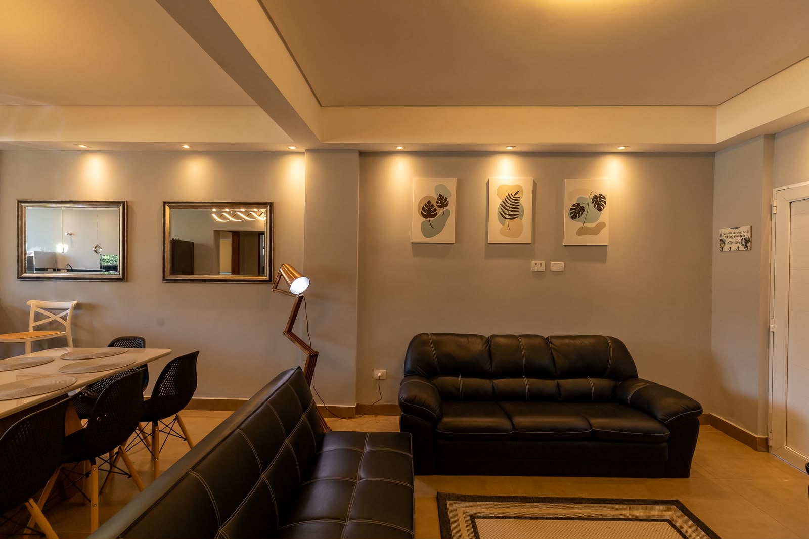 Apartamento Térreo em Condomínio na praia da Lagoinha com 110m²