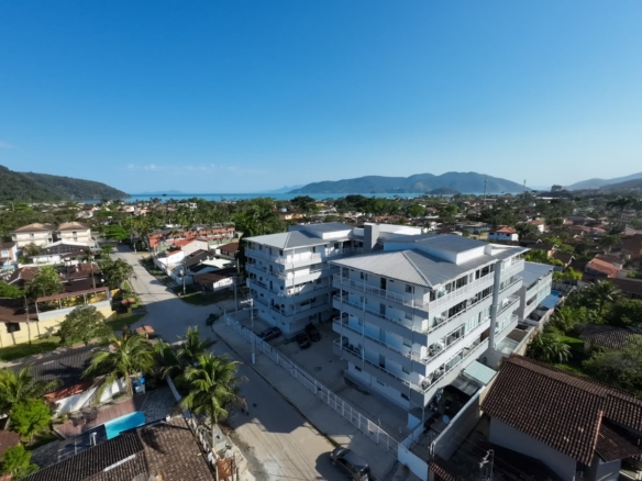 Apartamento Térreo em Condomínio na praia da Lagoinha com 110m²