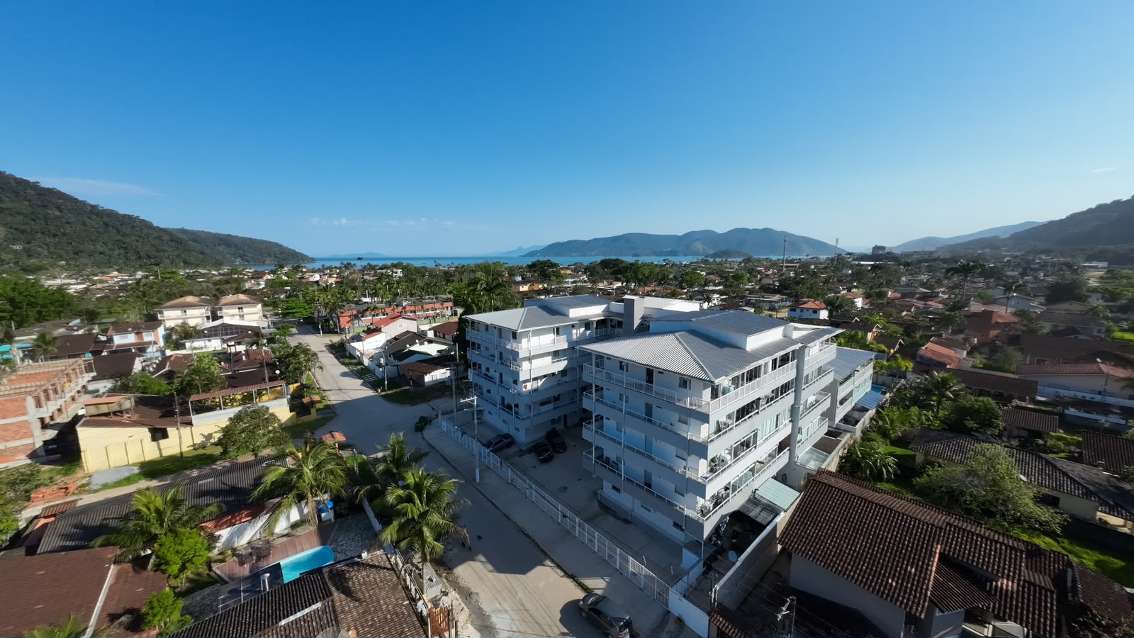 Apartamento Térreo em Condomínio na praia da Lagoinha com 110m²