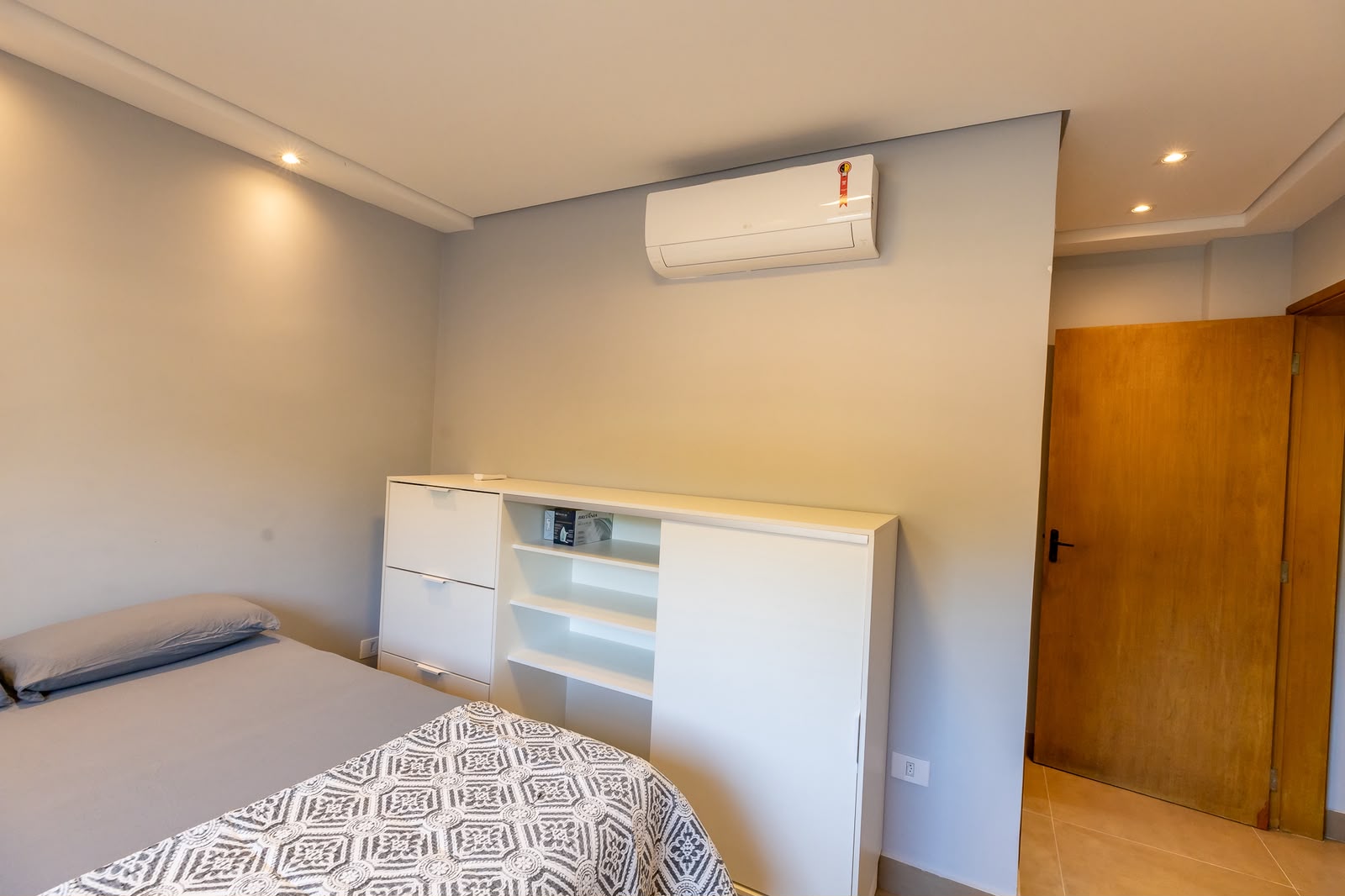 Apartamento Térreo em Condomínio na praia da Lagoinha com 110m²