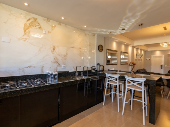 Apartamento Térreo em Condomínio na praia da Lagoinha com 110m²