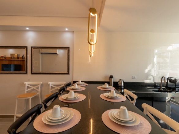 Apartamento Tipo em Condominio na praia da Lagoinha com 100m²