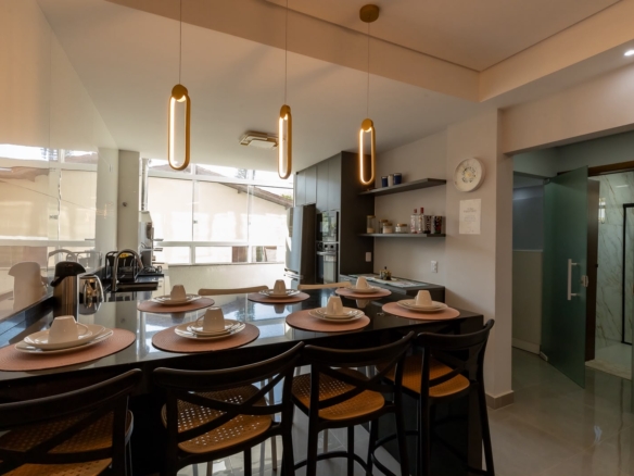 Apartamento Tipo em Condominio na praia da Lagoinha com 100m²