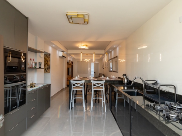 Apartamento Tipo em Condominio na praia da Lagoinha com 100m²