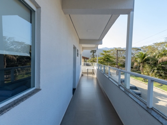 Apartamento Tipo em Condominio na praia da Lagoinha com 100m²