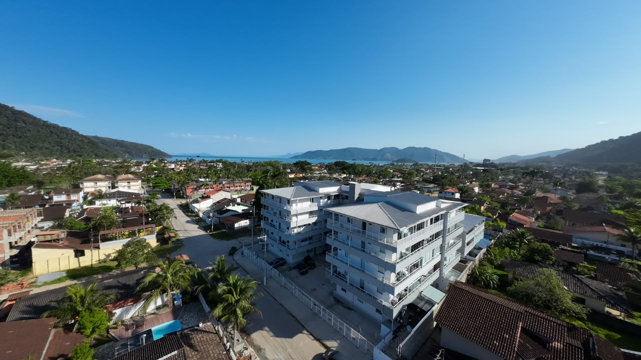 Apartamento Tipo em Condominio na praia da Lagoinha com 100m²