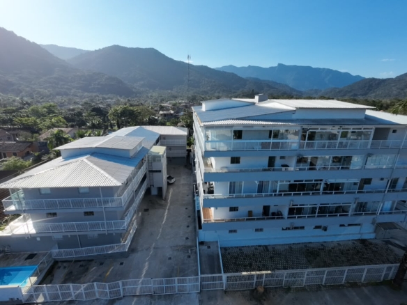 Apartamento Tipo em Condominio na praia da Lagoinha com 100m²