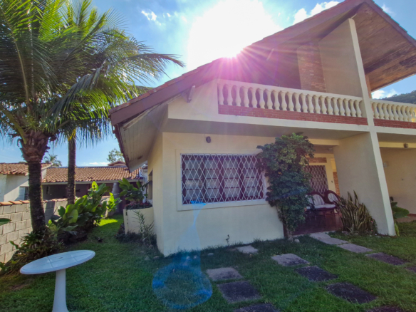 Casa padrão para venda ou locação de temporada com 380 m² no bairro da Tabatinga