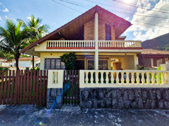 Casa padrão para venda ou locação de temporada com 250 m² no bairro da Tabatinga
