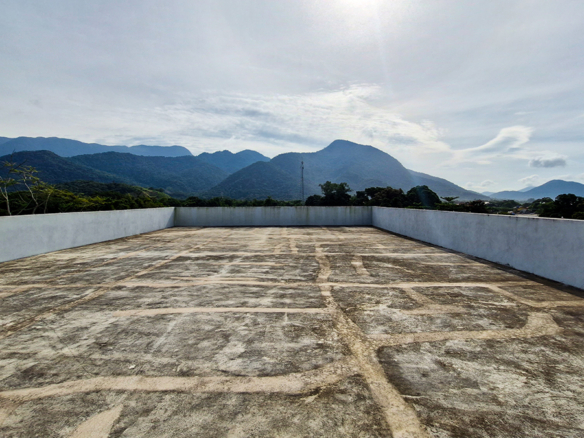 Hotel Pousada, com 88 suítes na Praia de Maranduba em Ubatuba