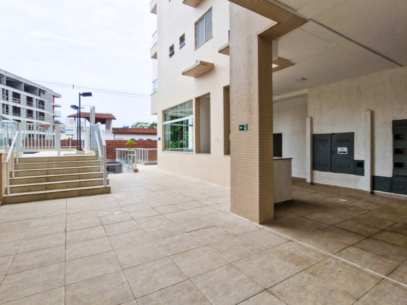 Apartamento tipo em Ubatuba com 73m²
