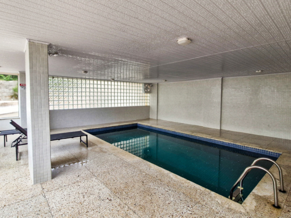 Apartamento tipo em Ubatuba com 73m²