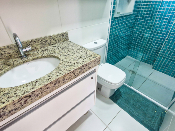 Apartamento tipo em Ubatuba com 73m²