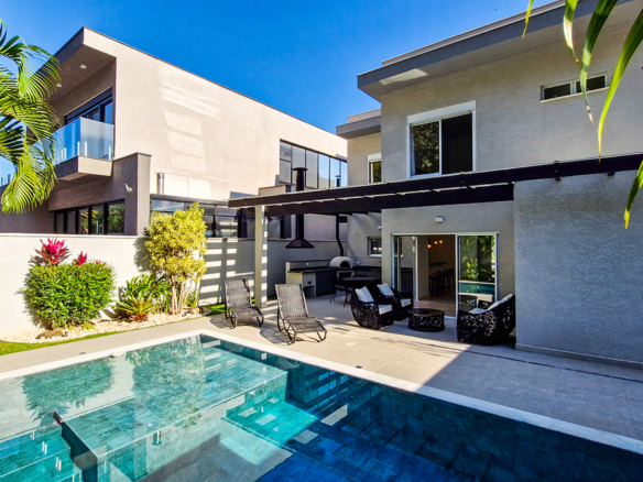 Casa no Condomínio Costa Nova Residence com 286 m²